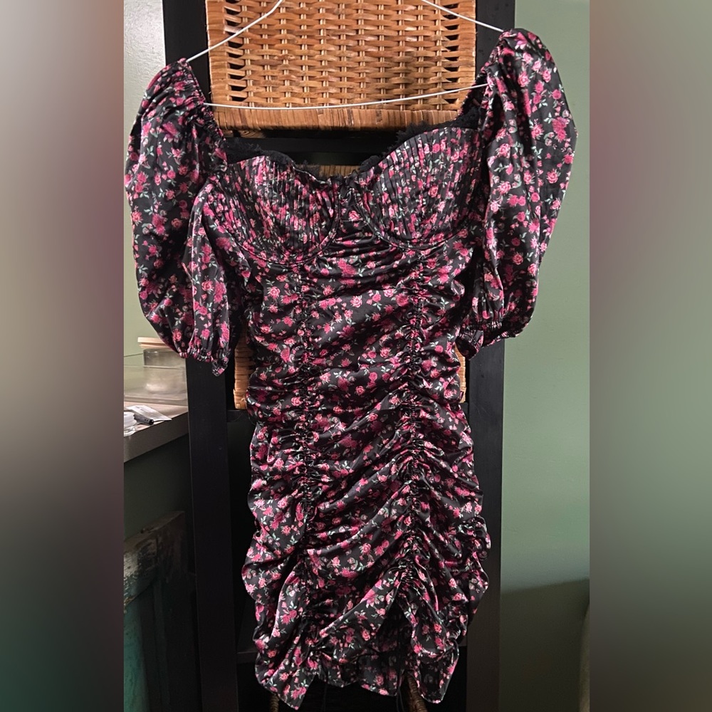 Mini dress from Victoria Secret’s, never worn, good condition